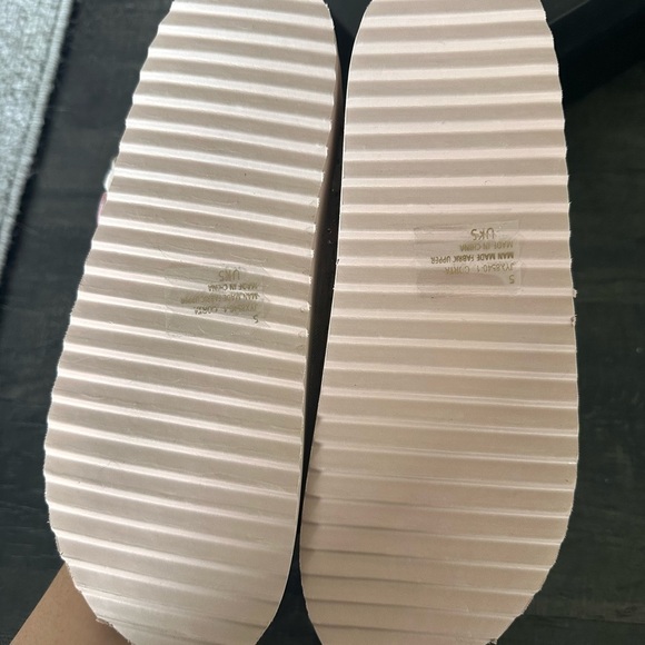 Corta DOUBLE BUCKLE STRAP DIAMANTE DETAIL FLAT DAD SANDAL IN NUDE MESH size 7 - Picture 9 of 12